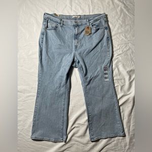 NWT Levis High Waisted Cropped Flare Blue jeans womens size 22W